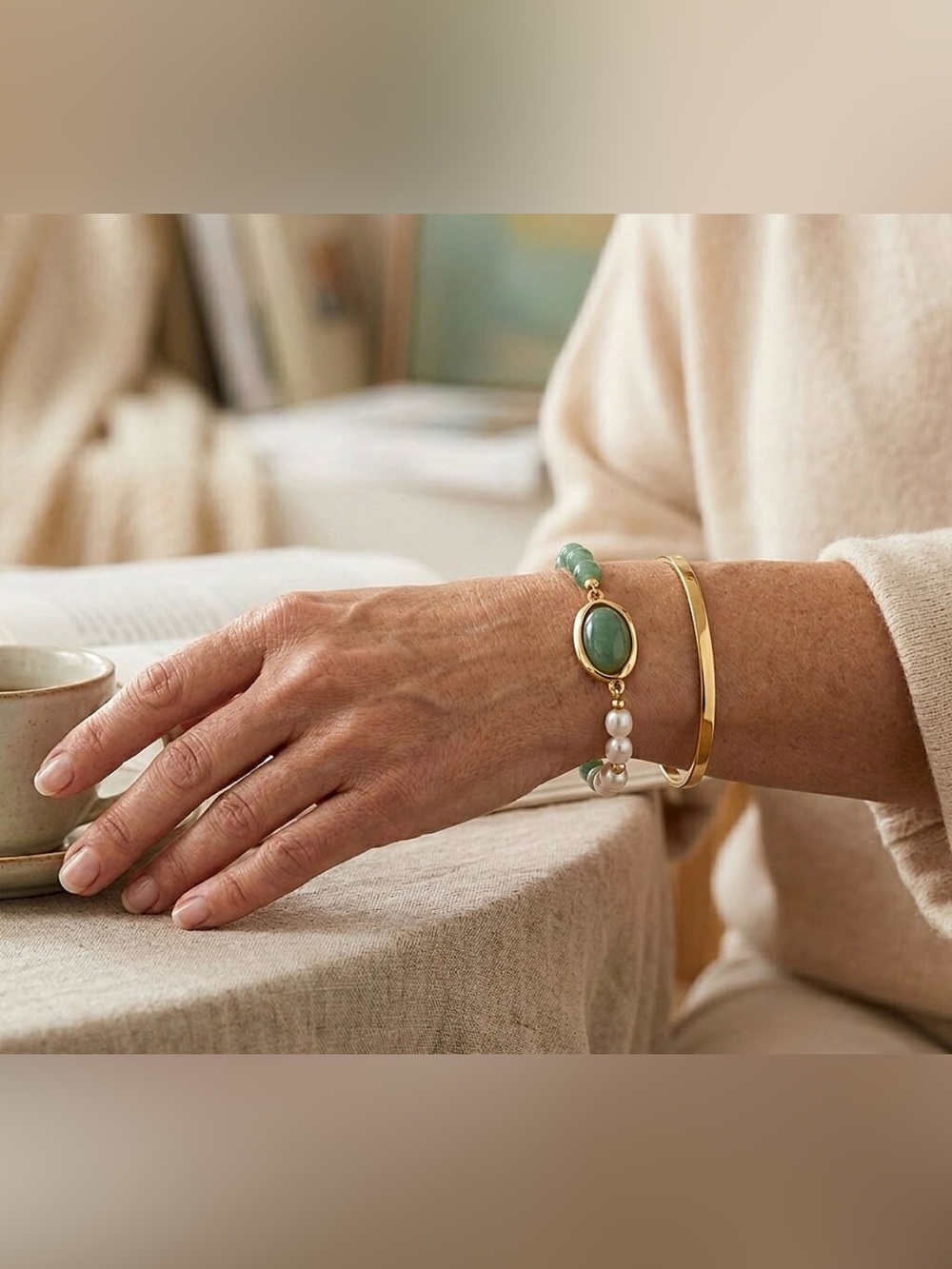 Green Aventurine and Freshwater Pearl 20ctw